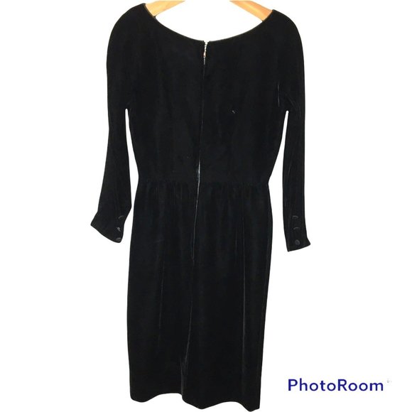 Vintage 50's Black Velvet Long Sleeve Cocktail Party Dress, LBD, 60's Wiggle - Picture 2 of 16